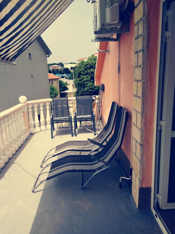 Sunshine Apartments Karlobag Zewnętrze zdjęcie
