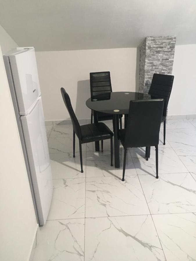Sunshine Apartments Karlobag Zewnętrze zdjęcie